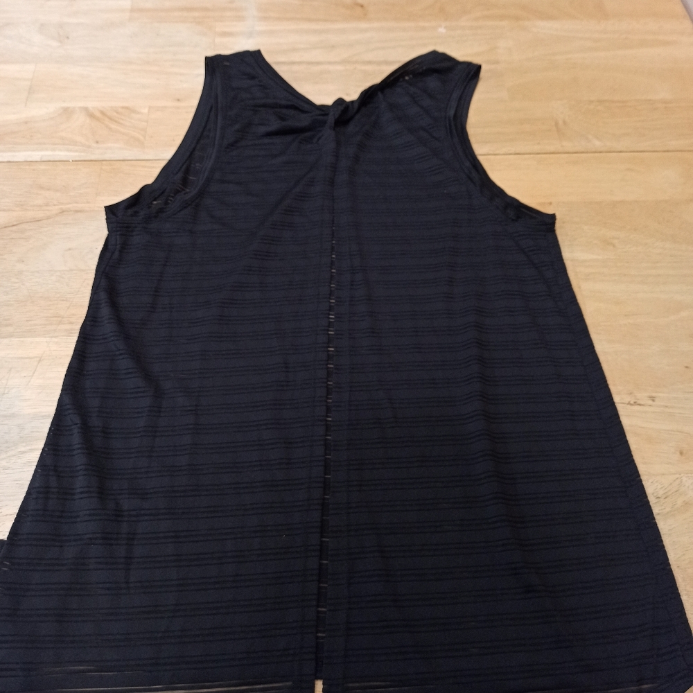 Lululemon Women's Meet Halfway Tank*Striped Black Size 8 - Picture 15 of 16